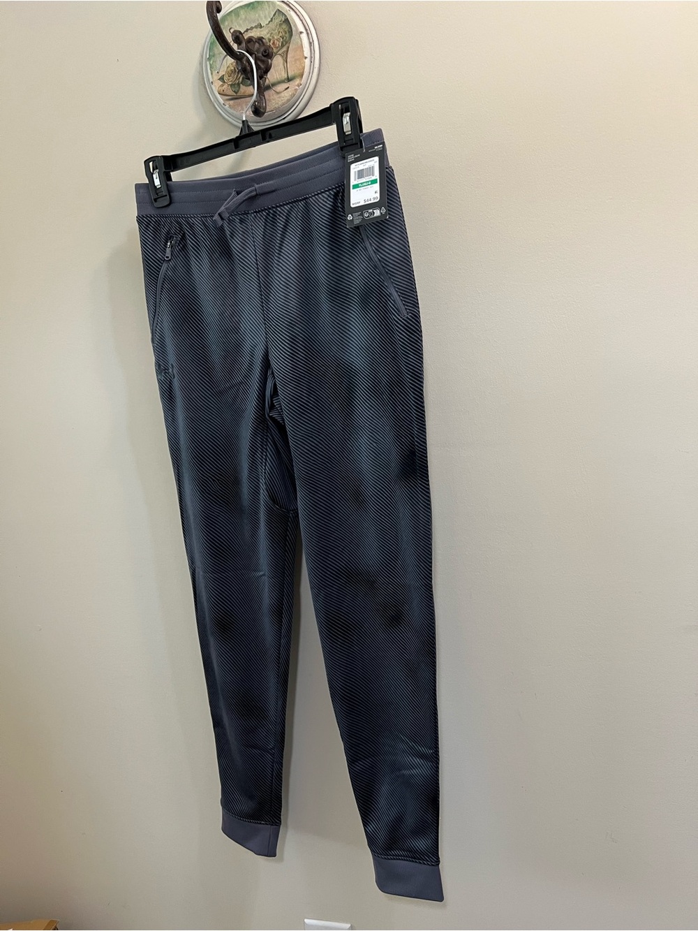 Youth SIZE Large Athletic Joggers in Charcoal with Subtle Stripe NWT